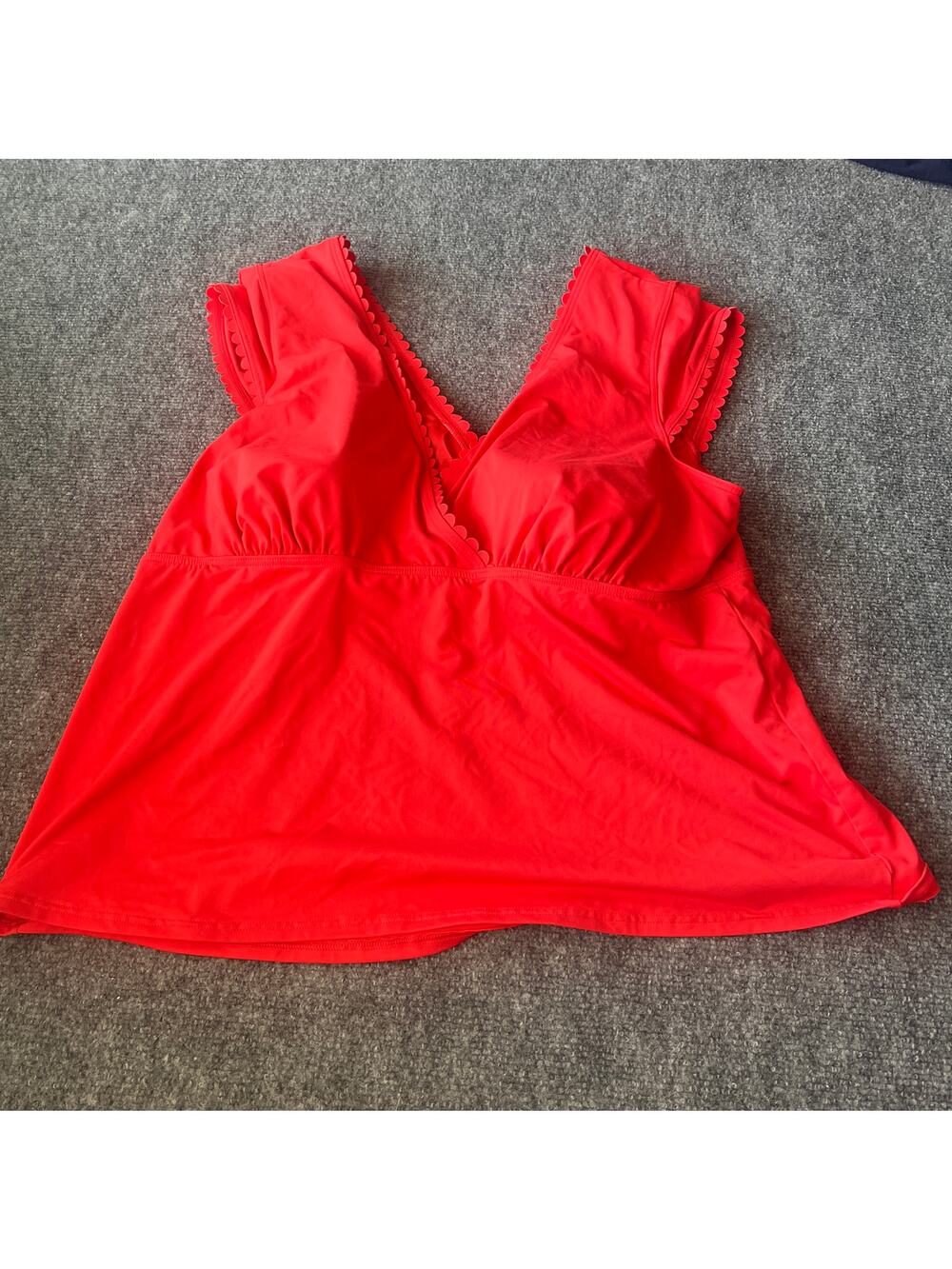Lands’ End Women’s Plus Size 20W Red Swim Top Tankini Scalloped Trim Lined
